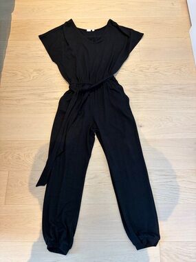GAP Black Short-Sleeve Jumpsuit with Waist Tie